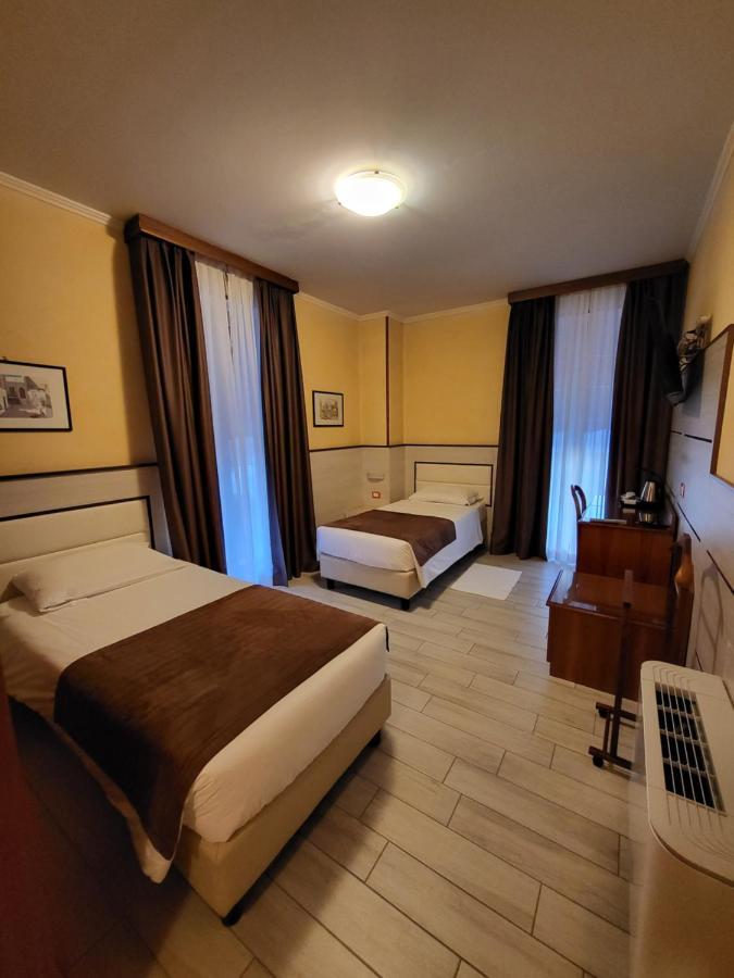 Hotel Lenotel Exteriér fotografie