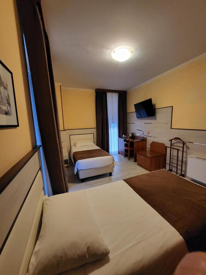 Hotel Lenotel Exteriér fotografie